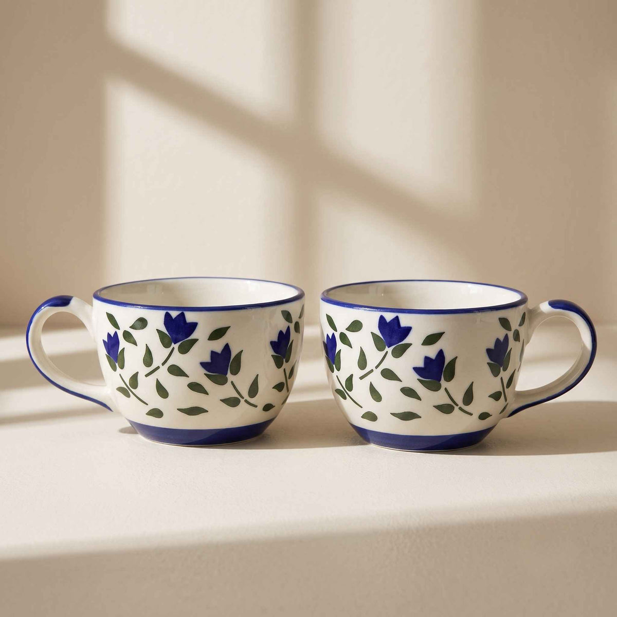 Colourful ceramic bowl with handle for soup, pasta, cereal and noodles